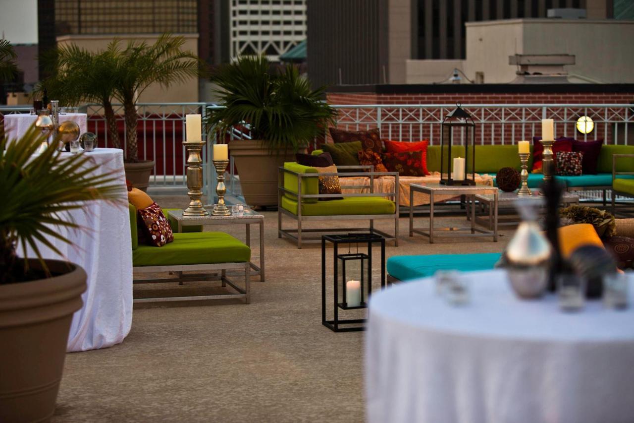 Renaissance New Orleans Arts Warehouse District Hotel Bagian luar foto