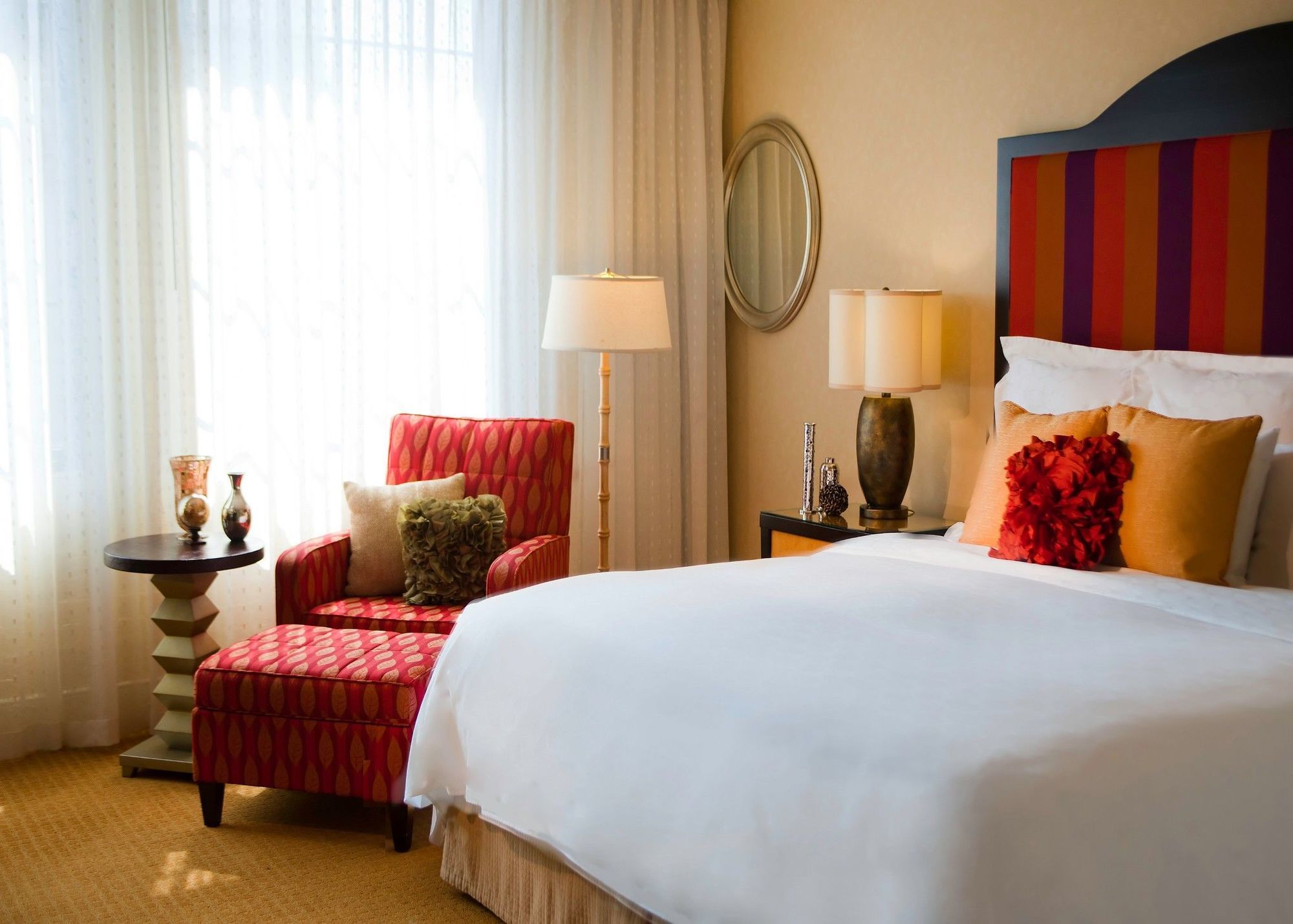 Renaissance New Orleans Arts Warehouse District Hotel Bagian luar foto