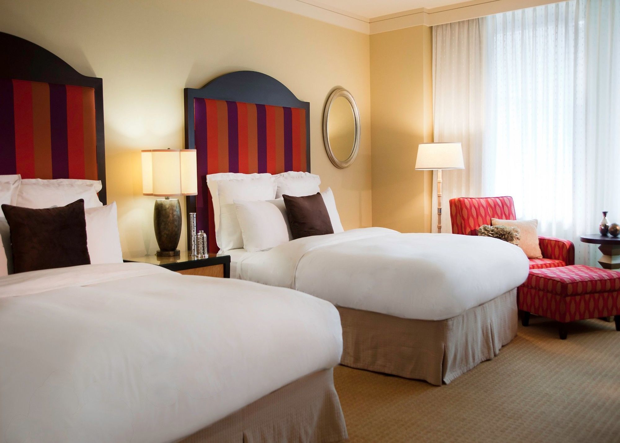 Renaissance New Orleans Arts Warehouse District Hotel Bagian luar foto