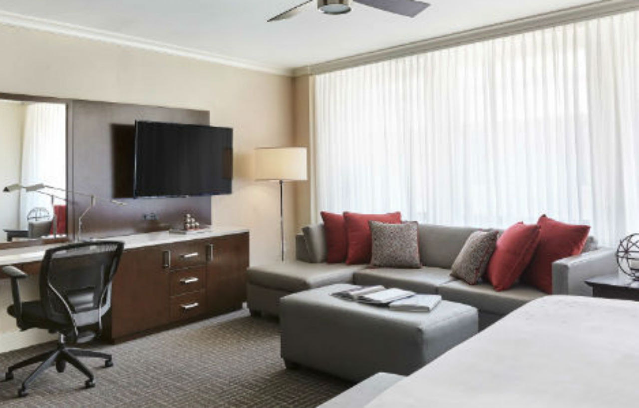 Renaissance New Orleans Arts Warehouse District Hotel Bagian luar foto